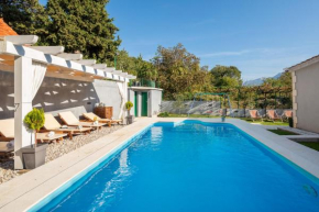 Ferienhaus mit Privatpool für 9 Personen ca 220 qm in Zezevica, Dalmatien Biokovo-Gebirge